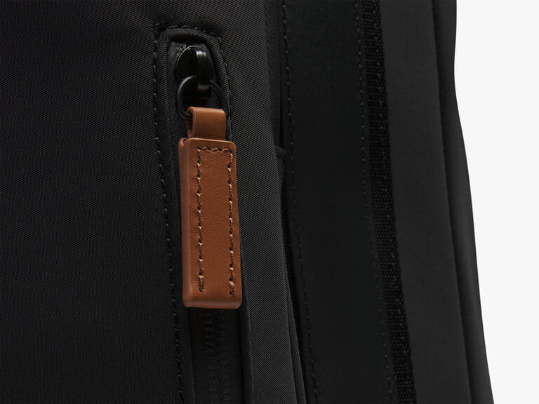 Wolf & Shepherd Crossover™ Backpack