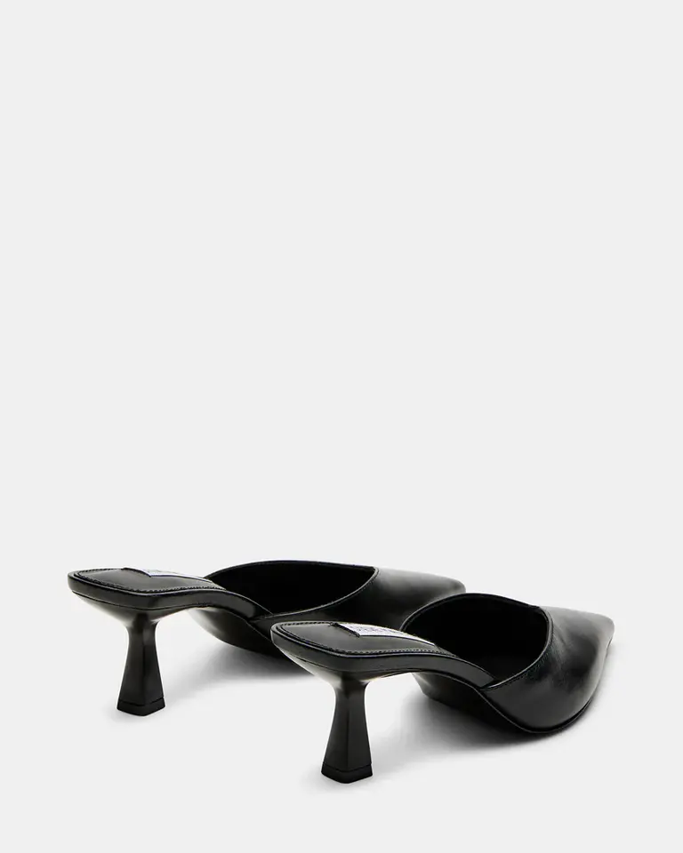 Steve Madden Mod Pump
