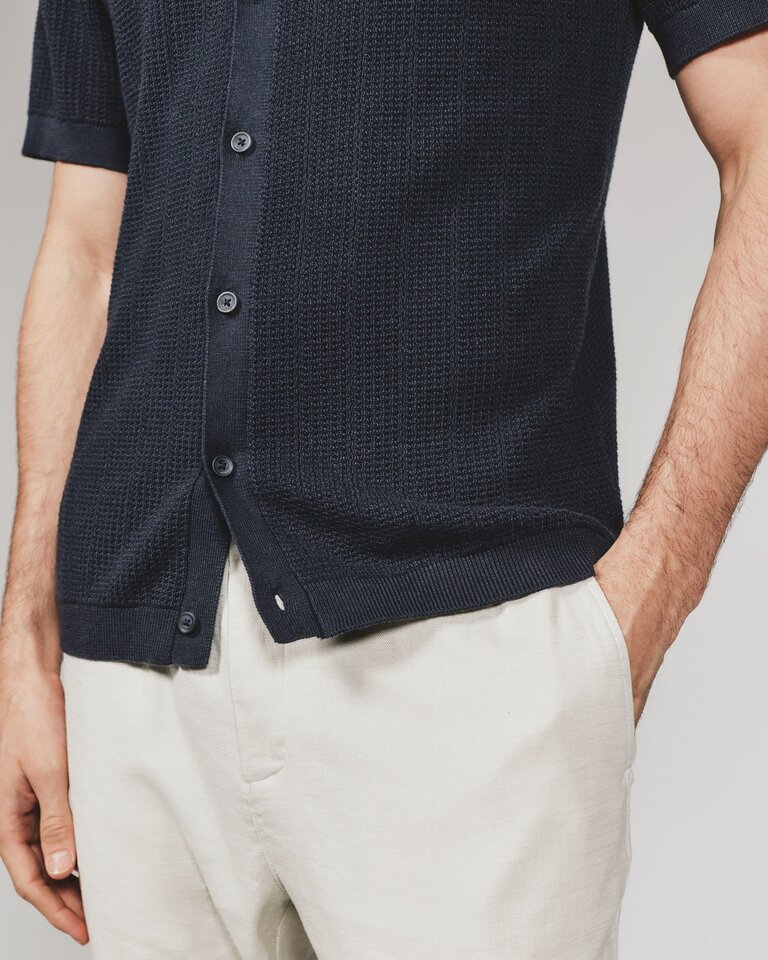 7 Diamonds Nash Button Down