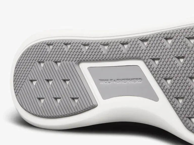 Wolf & Shepherd Crossover™ Runner Sport