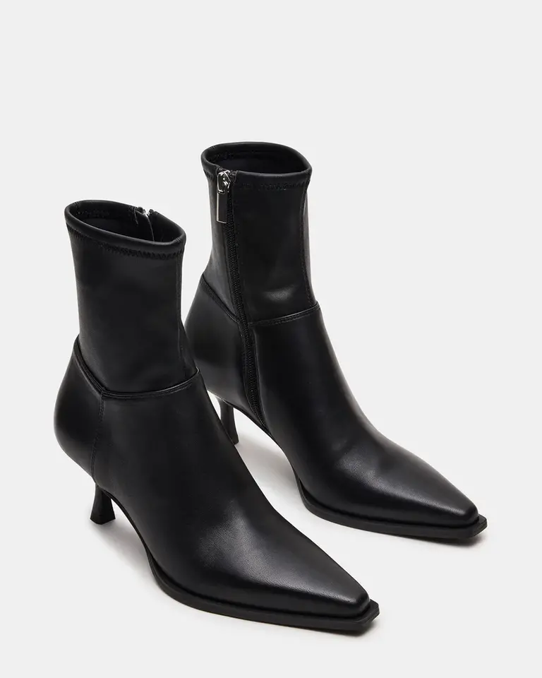 Steve Madden Stasia Boot