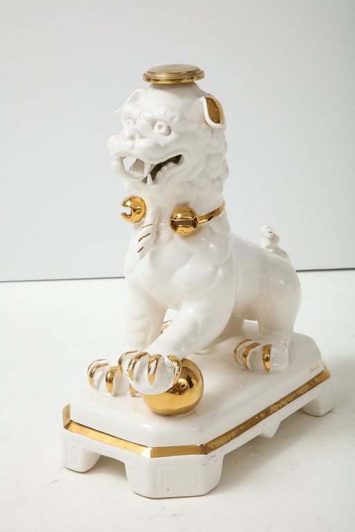 Ceramic White and Gold Foo Dog Cocktail Table