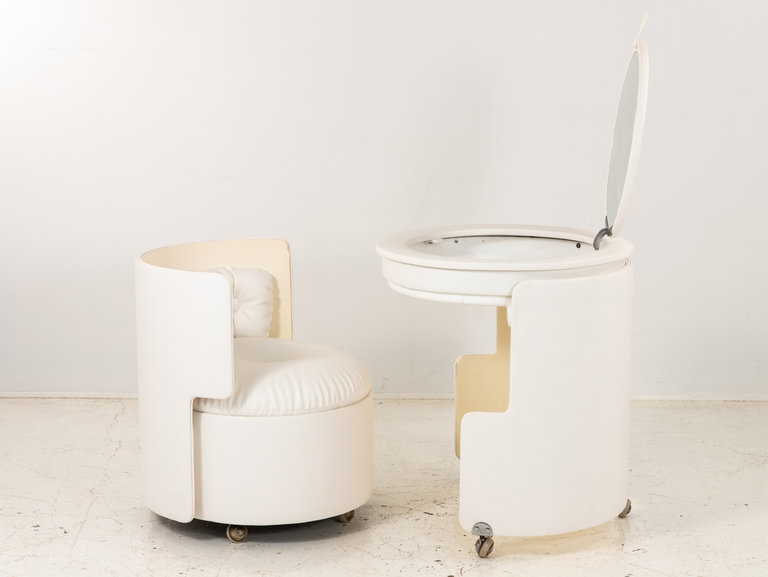 Copy of White Faux Leather Poltrana Frau Dilly Dally modular vanity and chair by Luigi Massoni