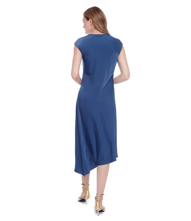 Tyler Madison roxy robe asymétrique en satin solide 249001 MIDNIGHT