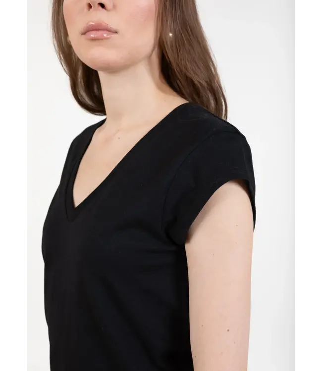 Coster Copenhagen T-shirt col V CC Heart CCH1101 BLACK 100