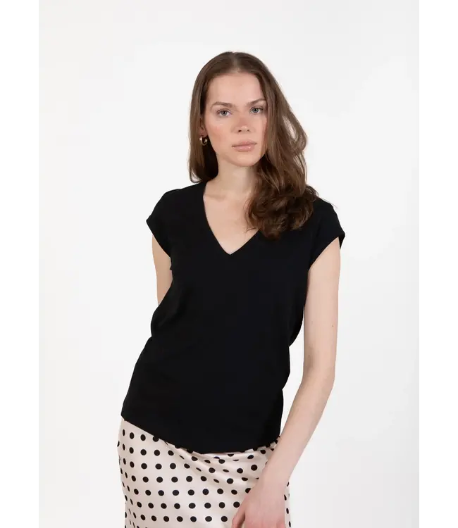 Coster Copenhagen T-shirt col V CC Heart CCH1101 BLACK 100