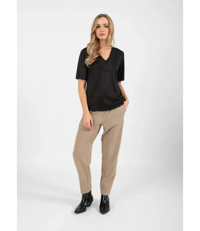 Coster Copenhagen HAUT AVEC COL EN V 244-1406 BLACK 100