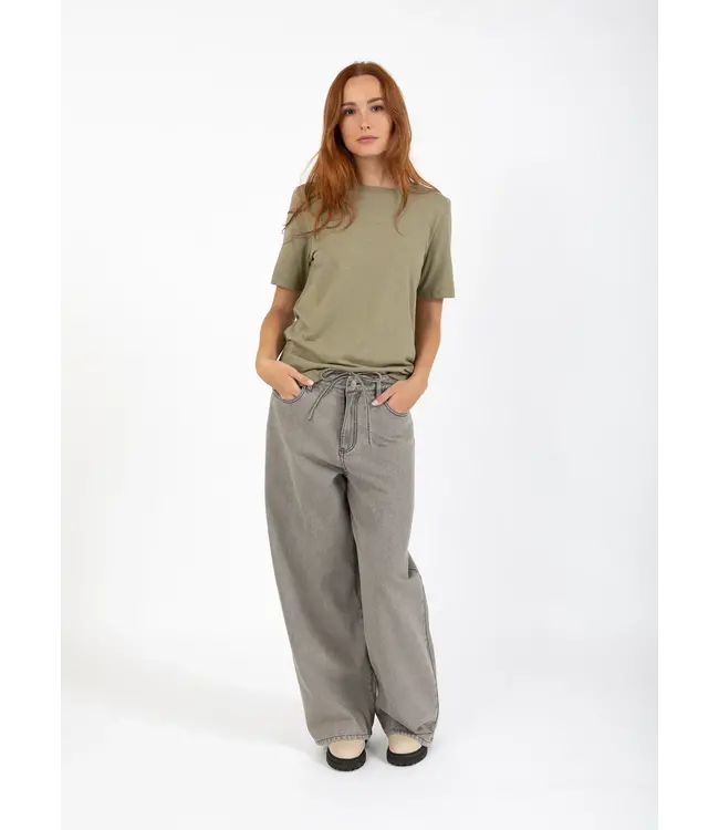 Coster Copenhagen PANTALON EN DENIM AMPLE CC HEART QUINN CCH3304 GREY DENIM