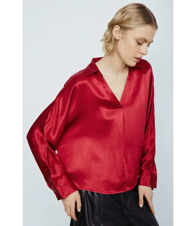 Melissa Nepton FW24 HELI DEEP RED