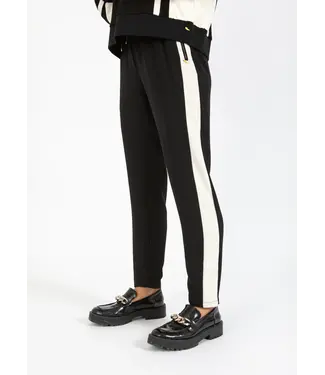 Coster Copenhagen PANTALONS AVEC BANDE LATÉRALE