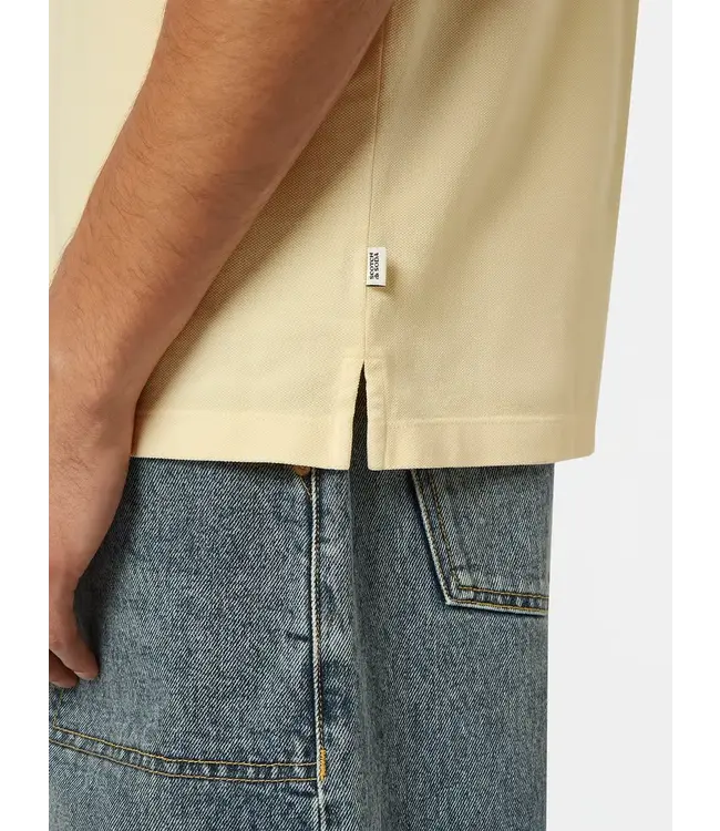 Scotch & Soda POLO PIQUÉ TEINTÉ AVEC POCHE AVANT