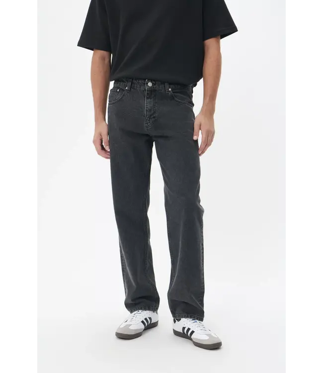 Matinique MALELAND M73 JEANS EN DENIM DÉLAVÉ GRIS