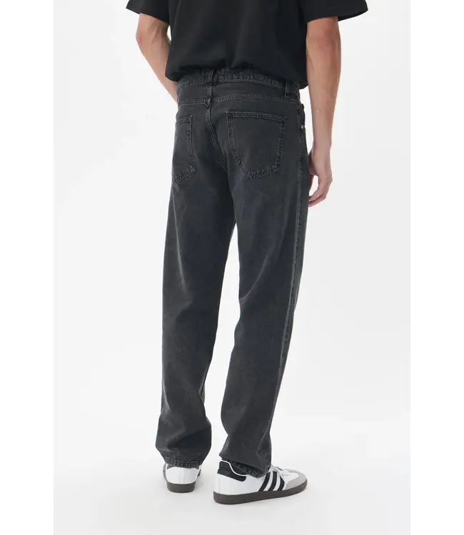 Matinique MALELAND M73 JEANS EN DENIM DÉLAVÉ GRIS