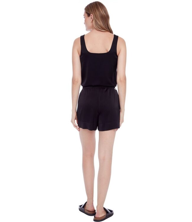 Tyler Madison SHORT ROSE EN SATIN UNI NOIR