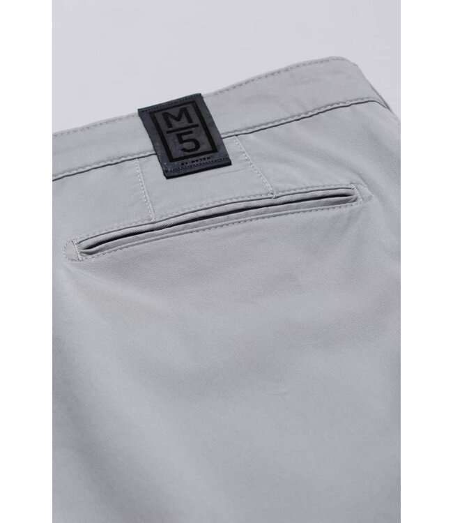 M5 PANTALON CHINO GRIS