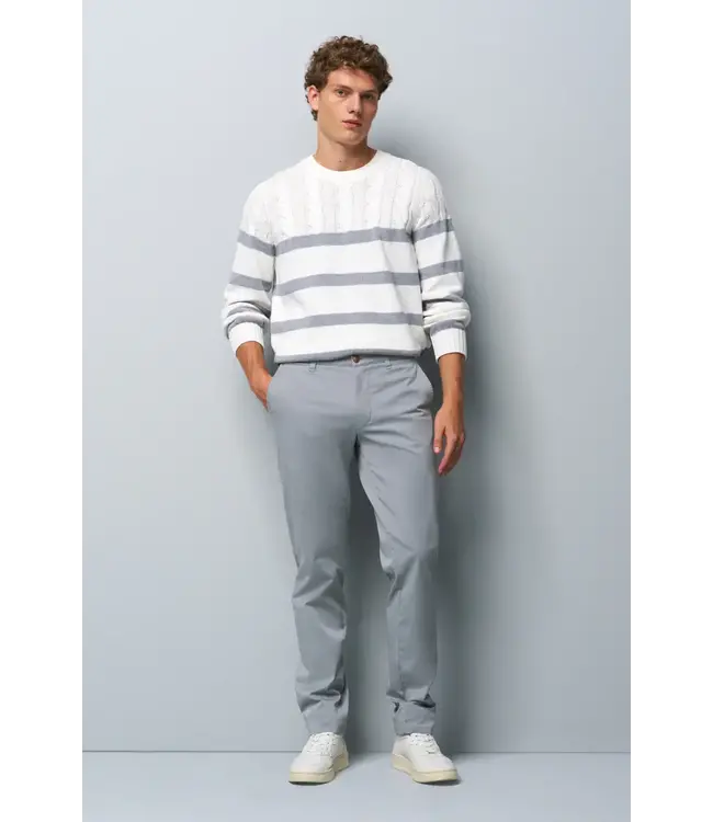 M5 PANTALON CHINO GRIS