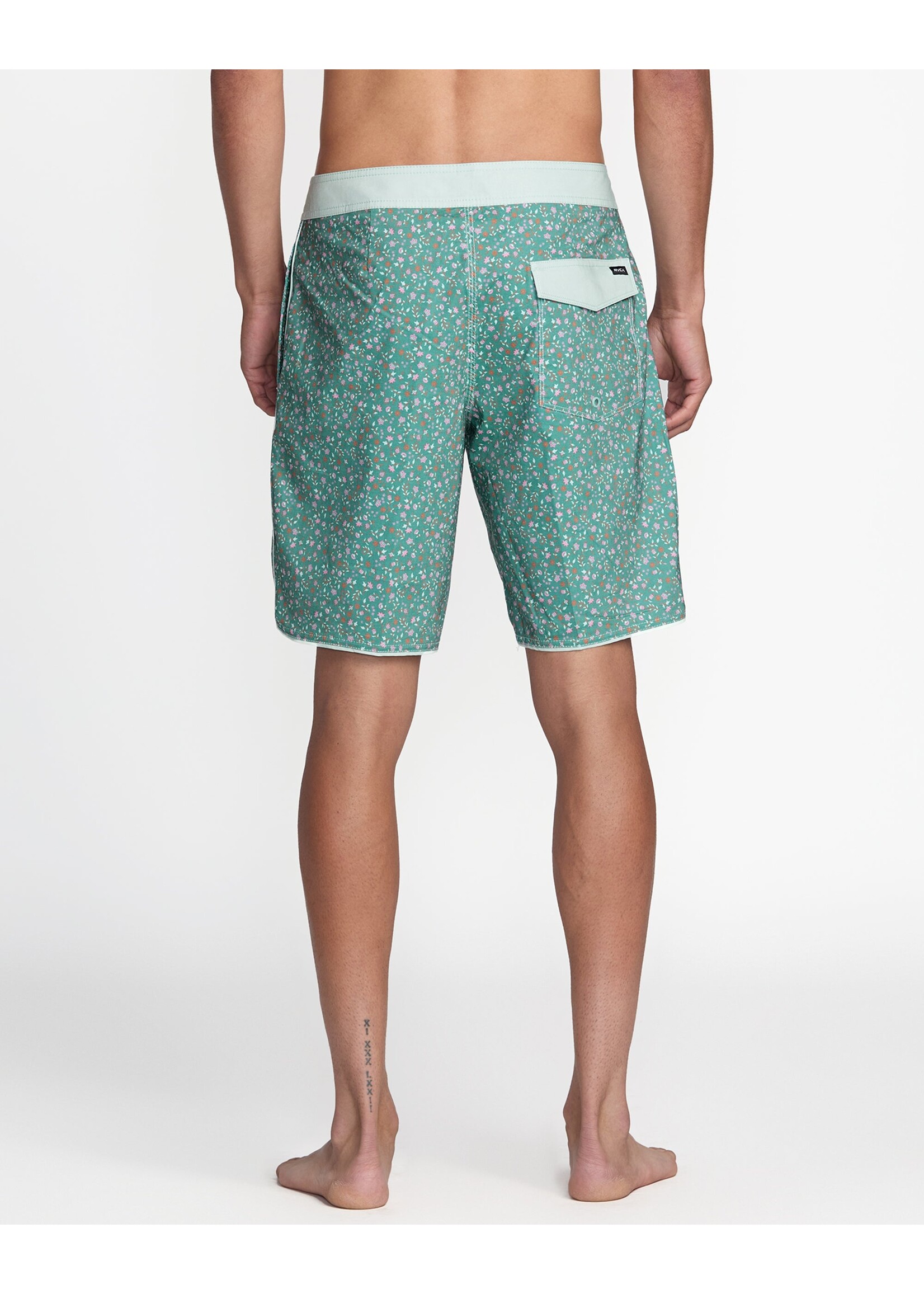 RVCA BASELINE TRUNK 19 SM25