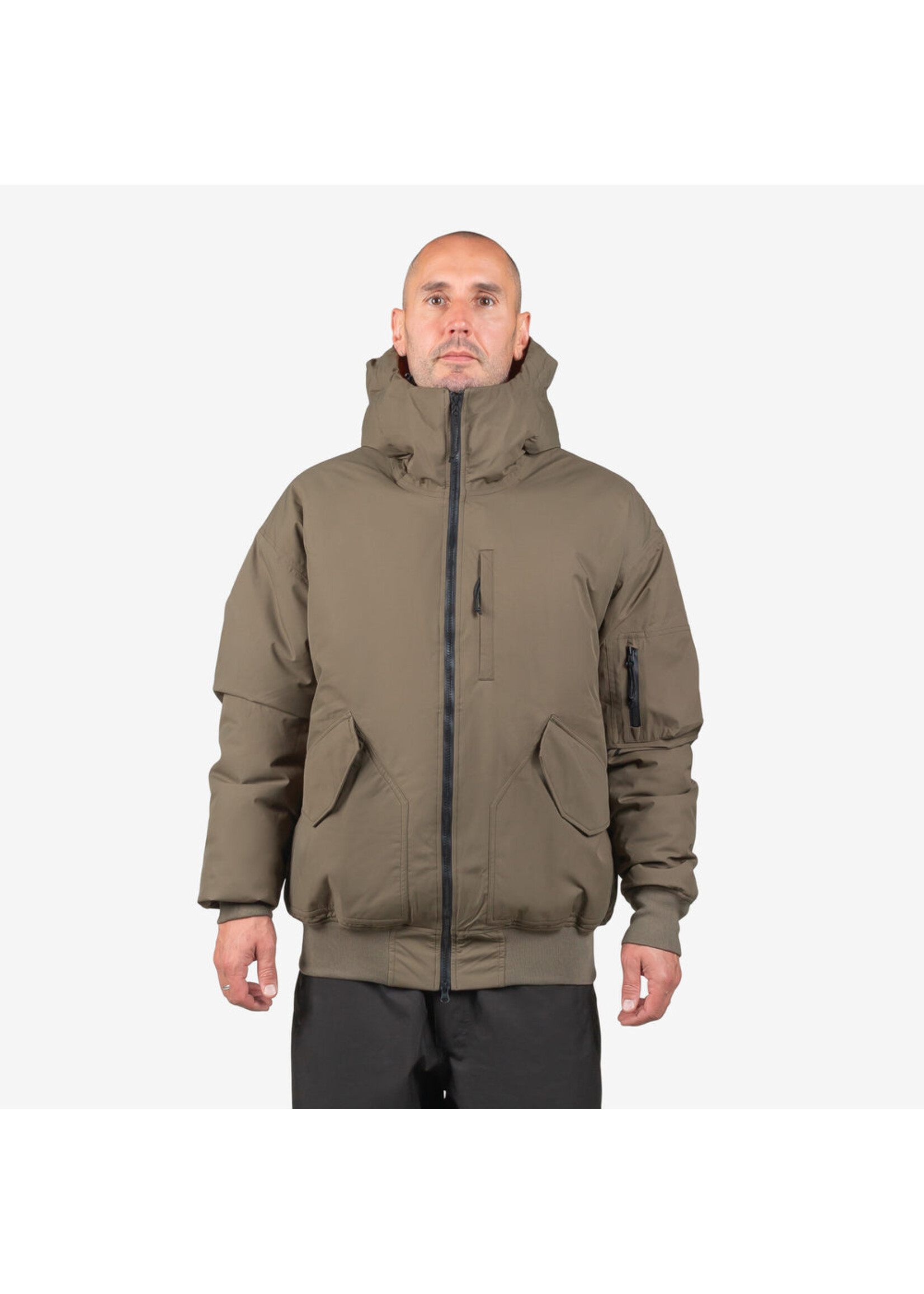 Endeavour 2L BOMBER JACKET W25