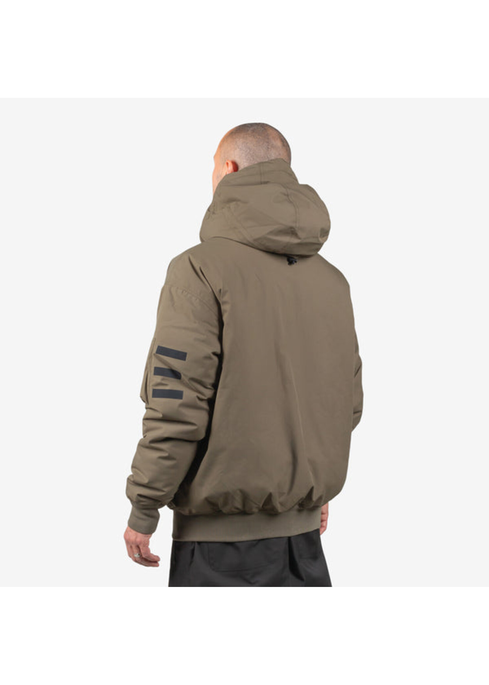 Endeavour 2L BOMBER JACKET W25