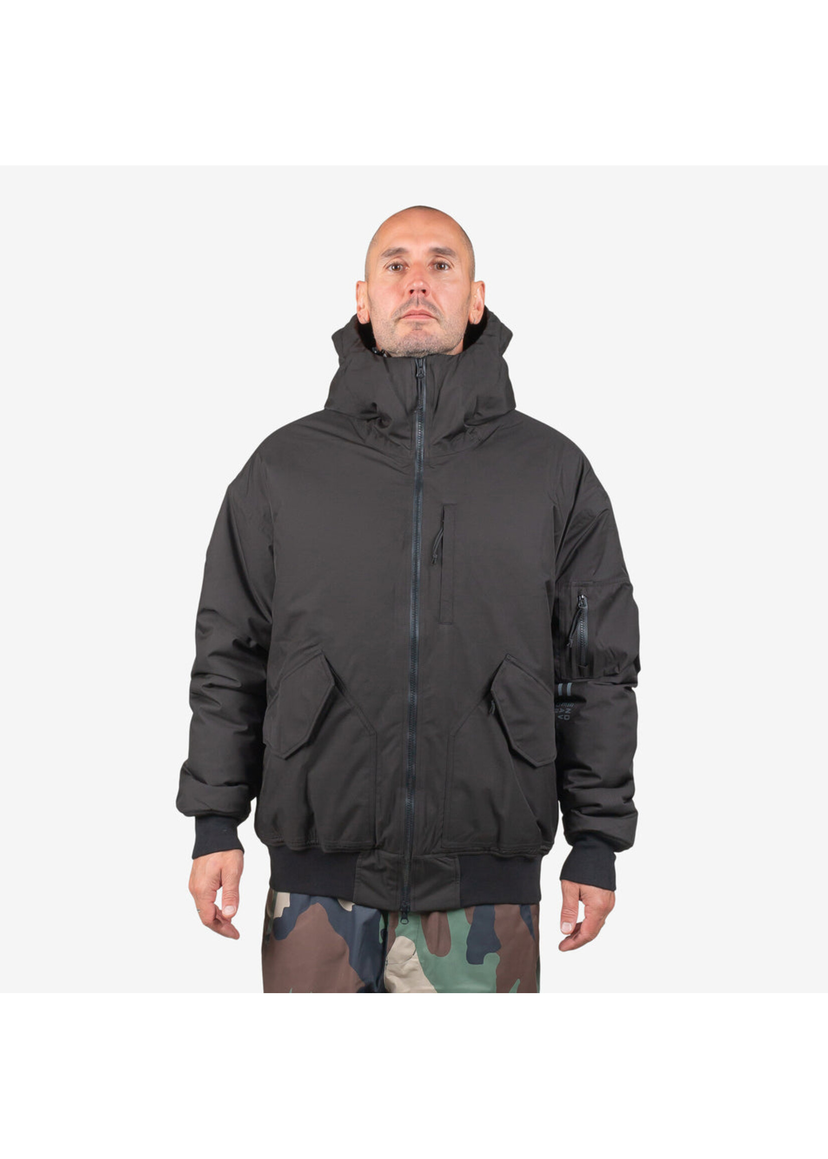 Endeavour 2L BOMBER JACKET W25