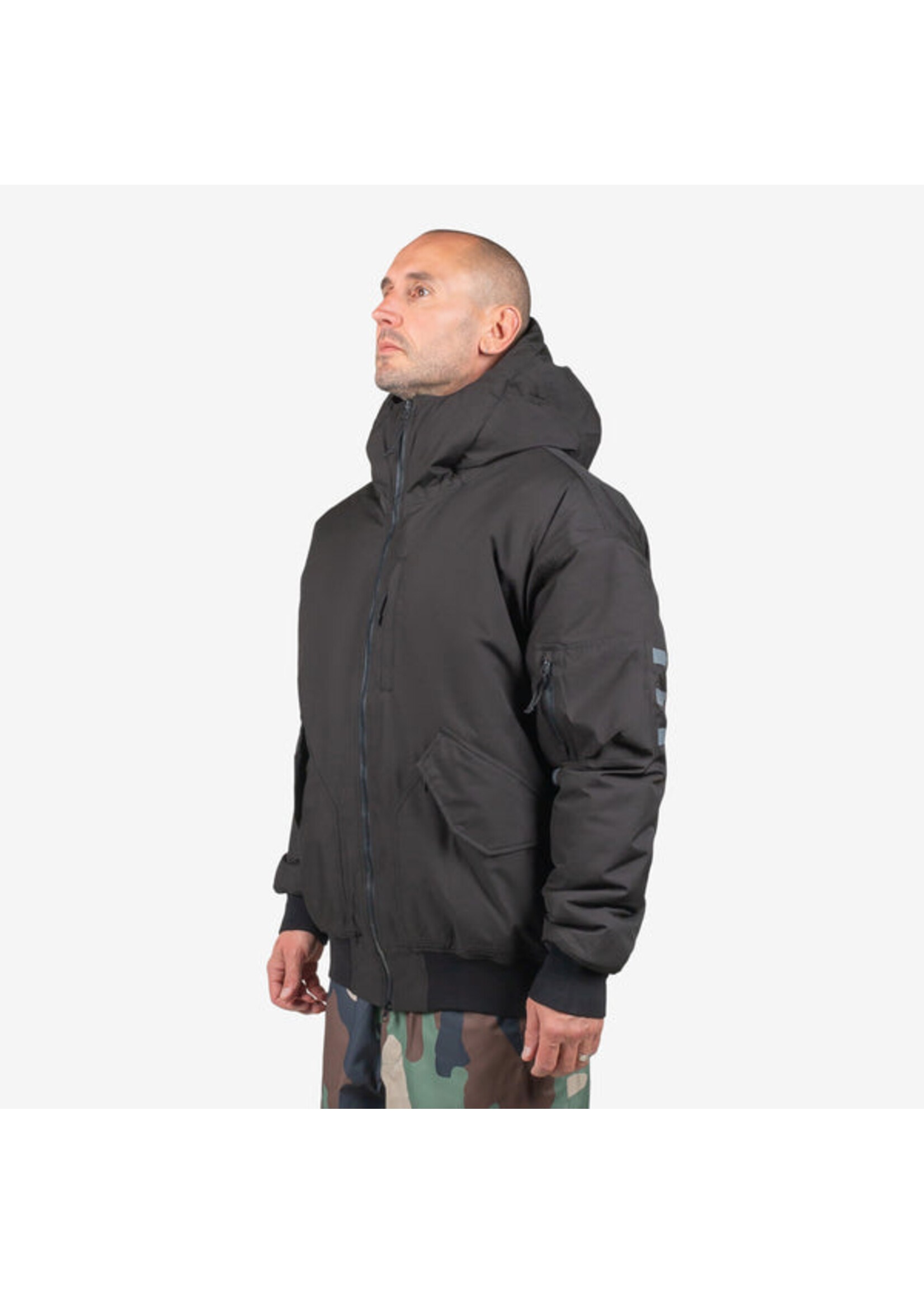 Endeavour 2L BOMBER JACKET W25