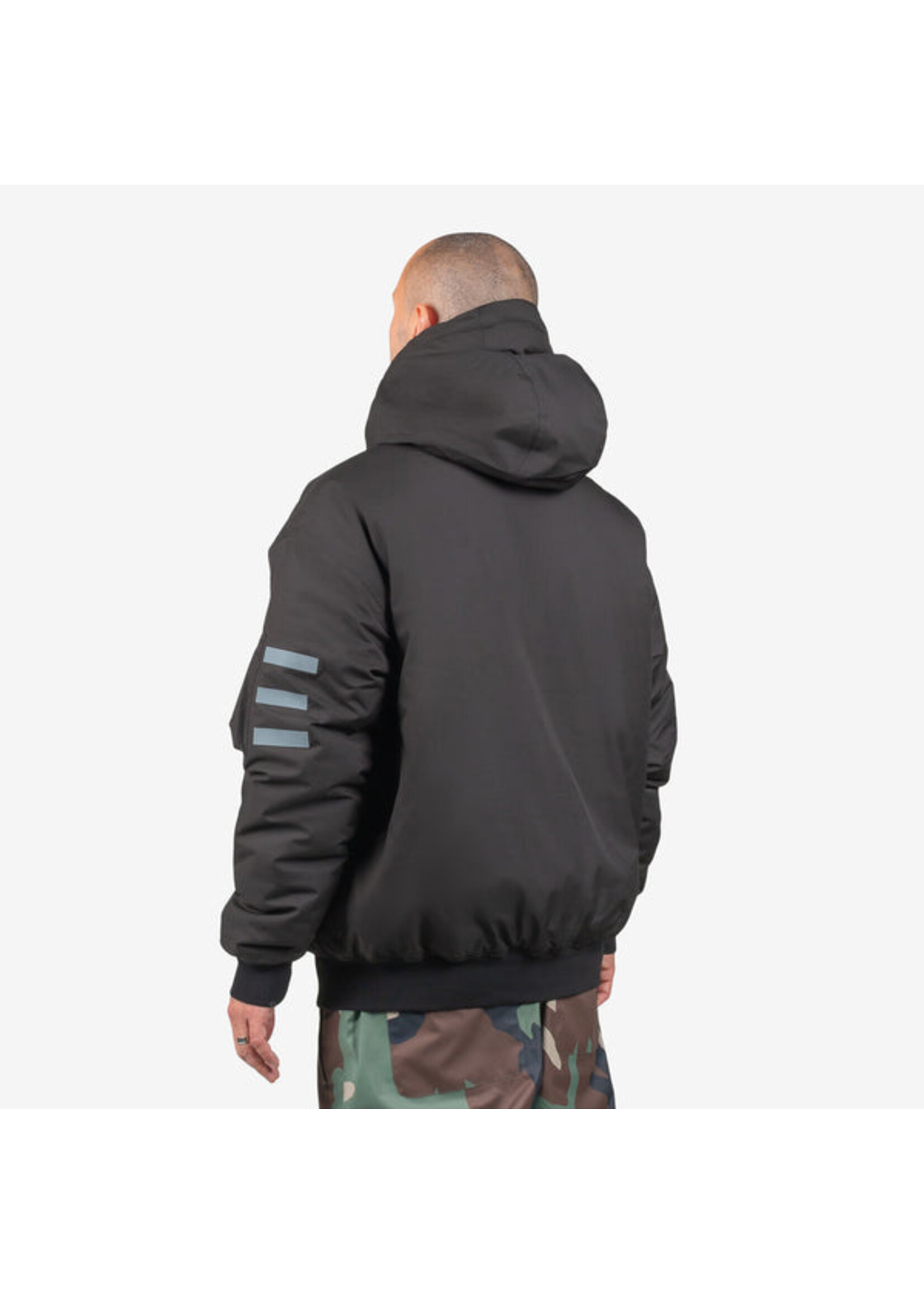 Endeavour 2L BOMBER JACKET W25