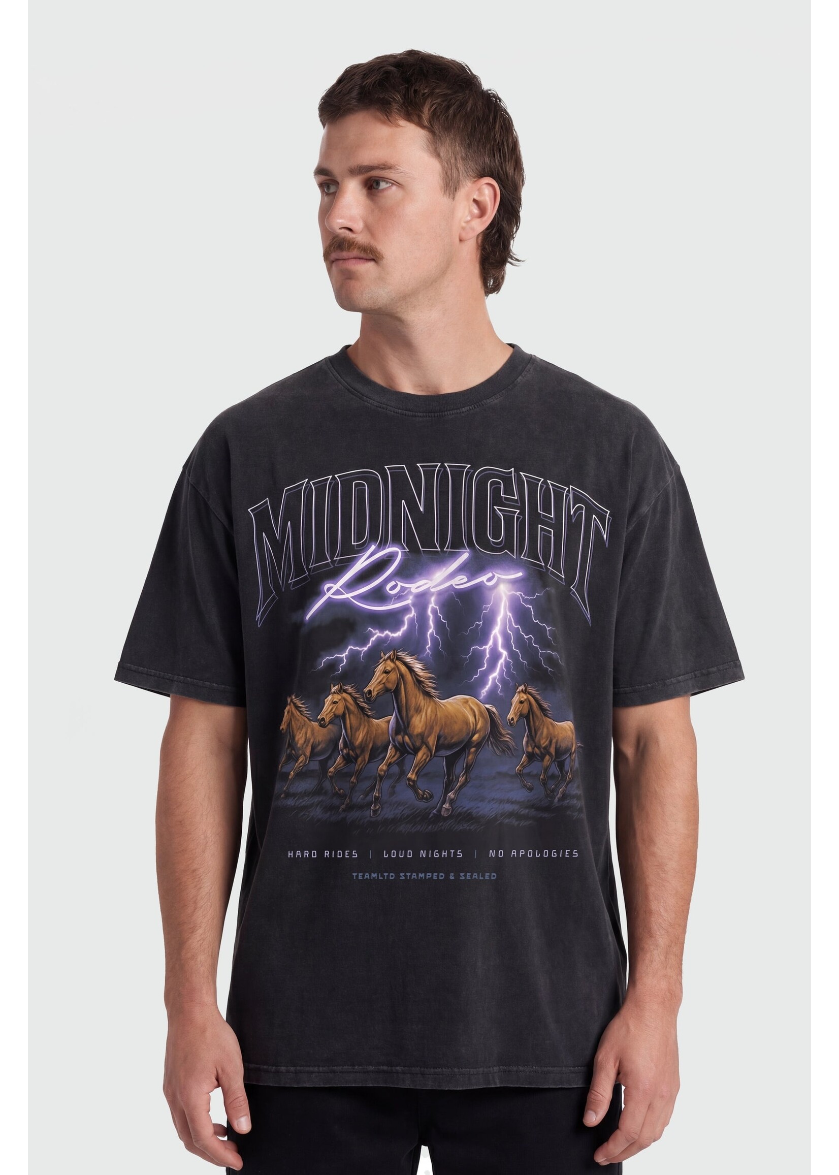 TEAMLTD STAMPEDE OVERSIZED TEE SM26