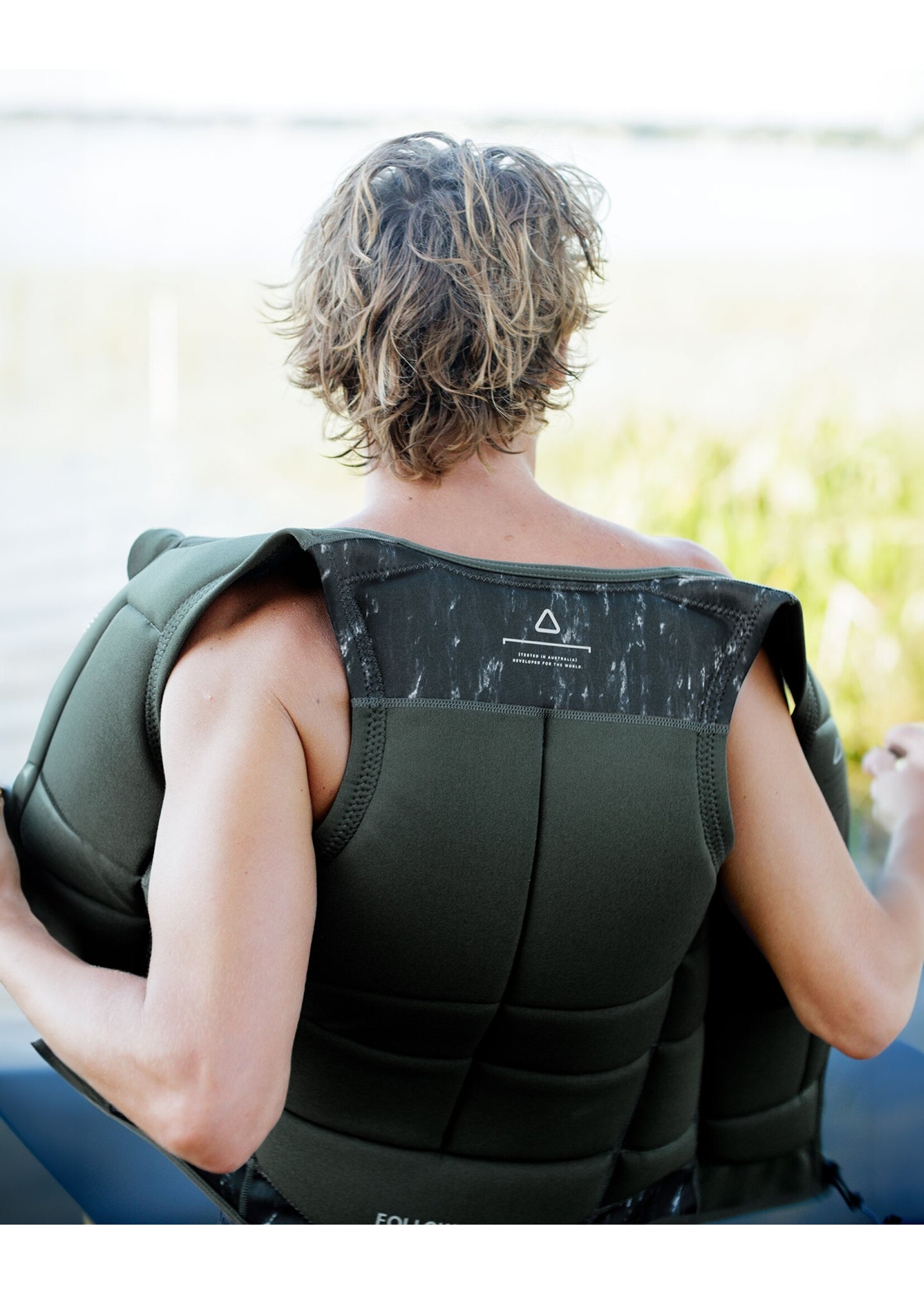 Follow AFFILIATE IMPACT VEST SM26
