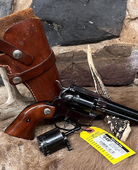 *USED* High Standard, Double Nine, Convertible,22LR/22WMR, 5.5", Revolver, 9RD, 2 Cylinders, Leather Holster