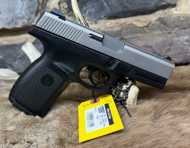 Smith & Wesson *USED* Smith & Wesson, SW9VE, 9MM, 16+1, 4", 1 Mag, SS/Blk