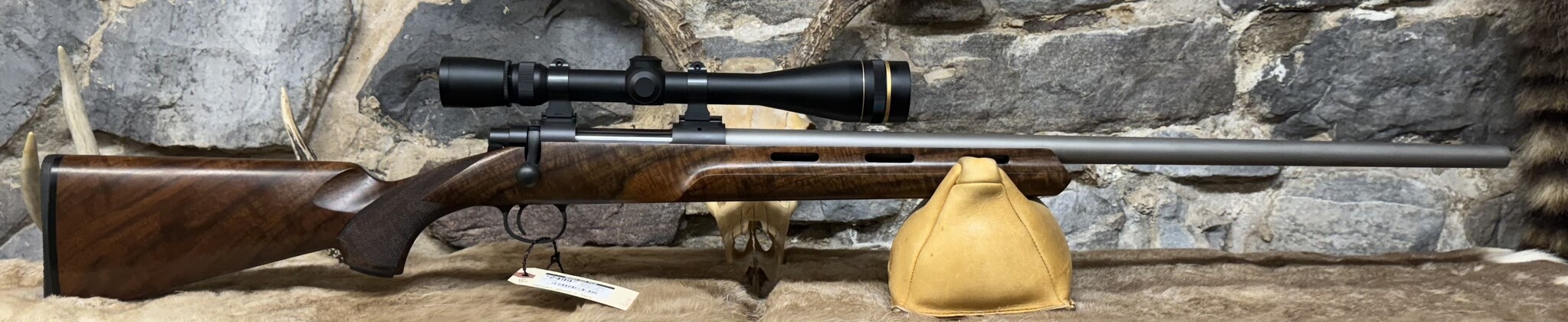 *CONSIGN* Cooper, Model 22, 6.5X284, 1Rd, 26" HB, Leupold VariX III 6.5-20, Dies, Brass