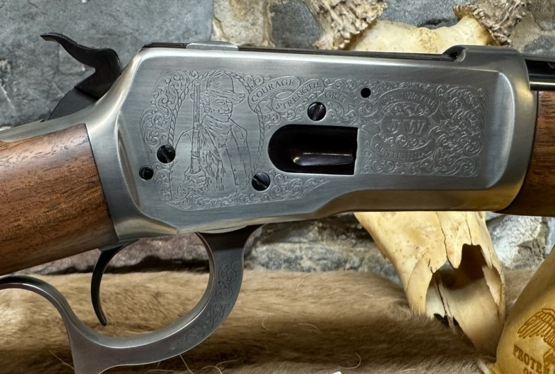 Winchester *CONSIGN* Winchester, 1892, 44-40, 18.5", Big Loop, John Wayne, 100 Anni. 2007
