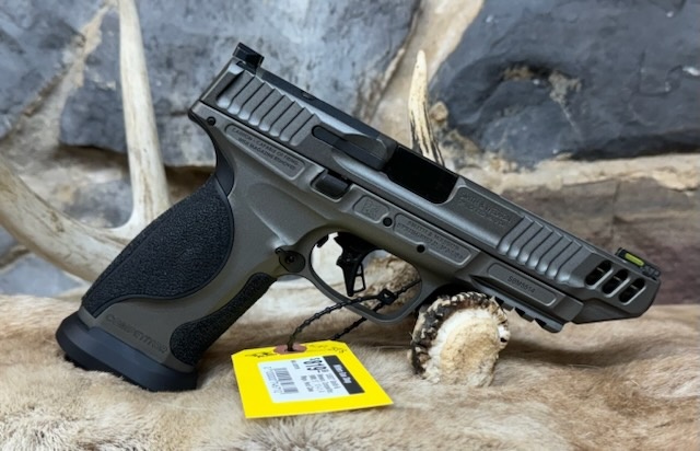 Smith & Wesson *USED* Smith & Wesson, Competitor, 9MM, 5", 17+1, 4 Mags, Hard Case
