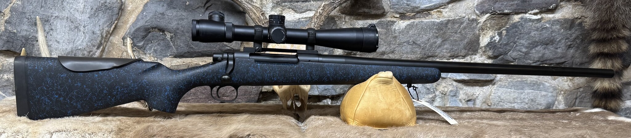 *CONSIGN* R Ferrell, 70 Action Custom, 375 Wby Mag, 26", Blk/Blue Speck, Leupold Vari-X III 3.5-10X40