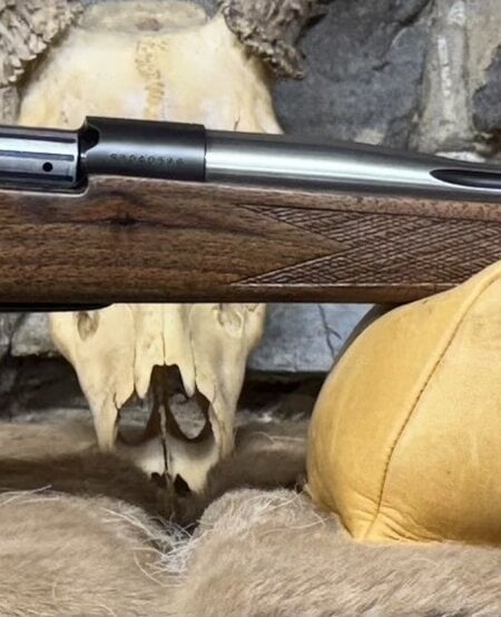 *USED* Weatherby, Mark V, 30-378, 26" MB/FB, Walnut/Original Stock