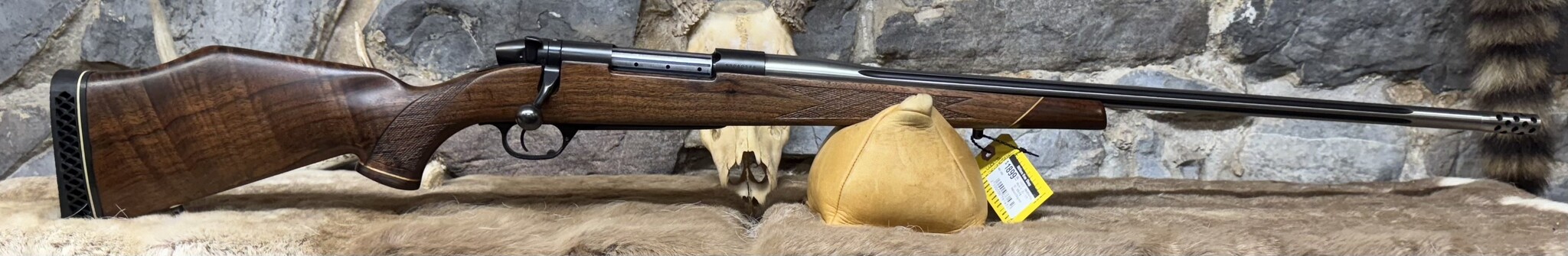 *USED* Weatherby, Mark V, 30-378, 26" MB/FB, Walnut/Original Stock