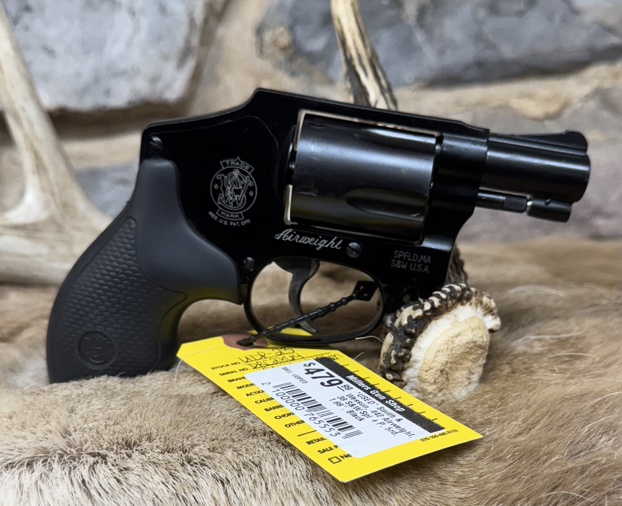 Smith & Wesson *USED* Smith & Wesson, 442 Airweight, 38 S&W Spl +P, 5rd, 1.88", Black