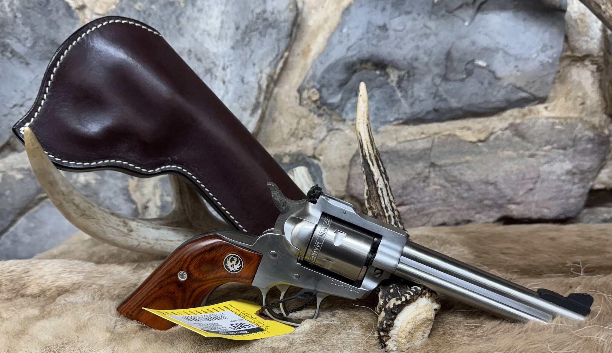 Ruger *USED* Ruger, Single Six, 22LR/22MAG, Single Action, 5.5", Leather Holster