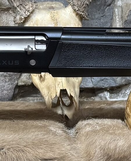 *USED* Browning, Maxus, 12GA, 3.5", 26" VR, Full Strut/ Carlsons Long Beard XR/Imp/Cyl Chokes Choke