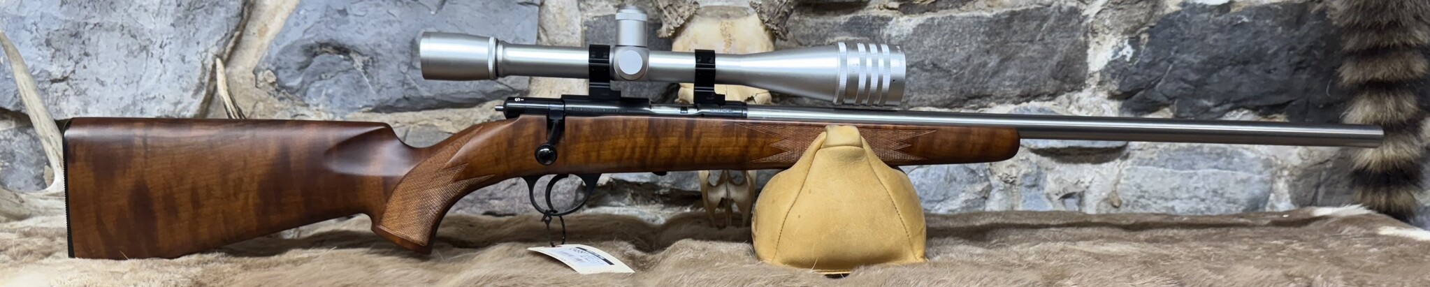 *CONSIGN* Anschutz, 1710, 22 LR, 23.5", 5+1, 1 Mag, Weaver CT 36X Scope