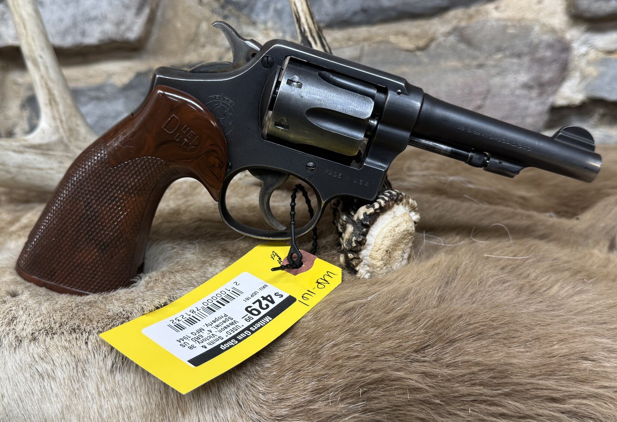 Smith & Wesson *USED* Smith & Wesson, Victory, 38 Special, 4", 6RD, Duel Duty Grips, MFG 1944