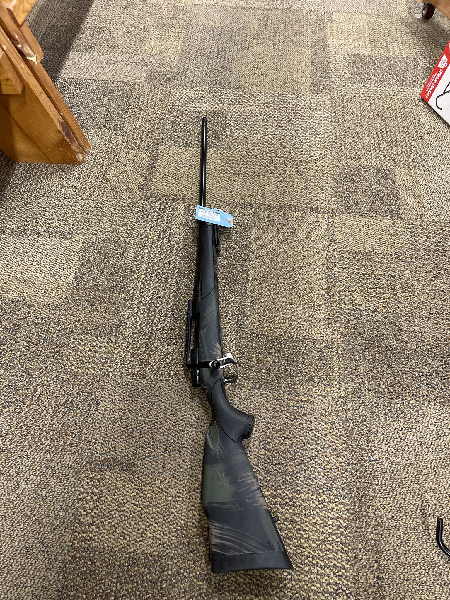 Weatherby Weatherby, Vanguard Black Hills, 300 Win Mag, 3+1, 24" TB, Black/Camo