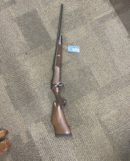Weatherby Camilla 308 win Walnut Stock