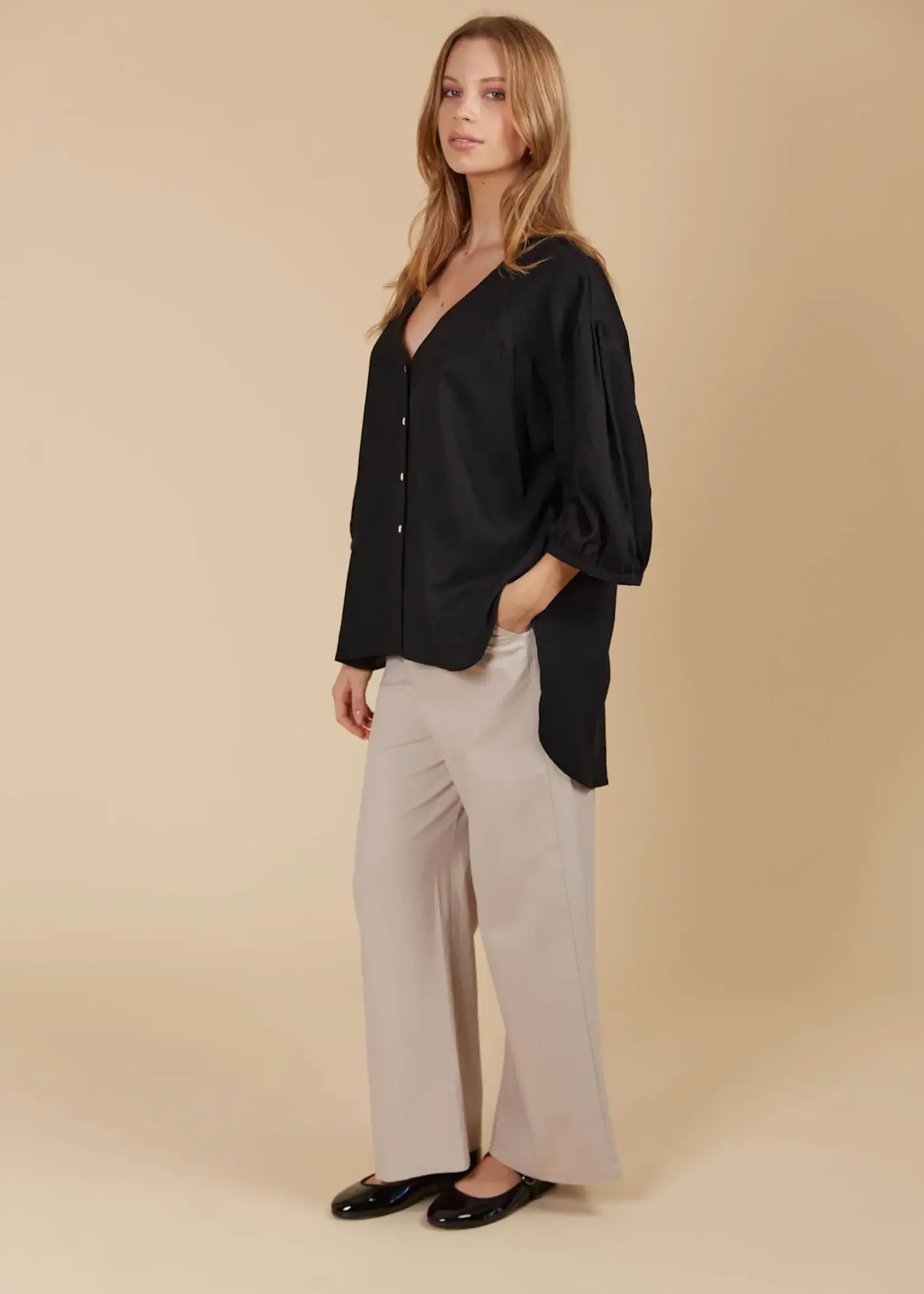 Isle of Mine Venus Relaxed Top