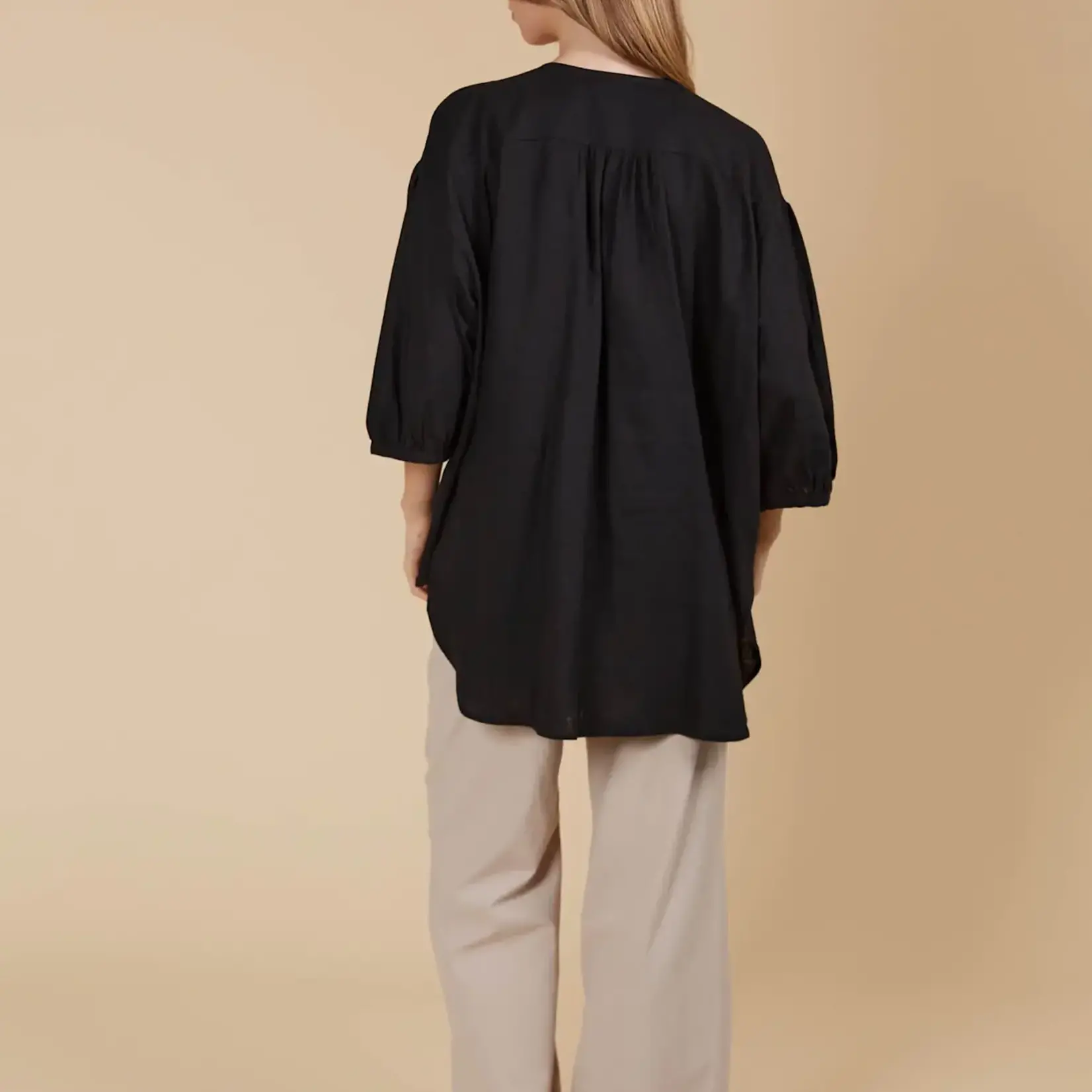Isle of Mine Venus Relaxed Top