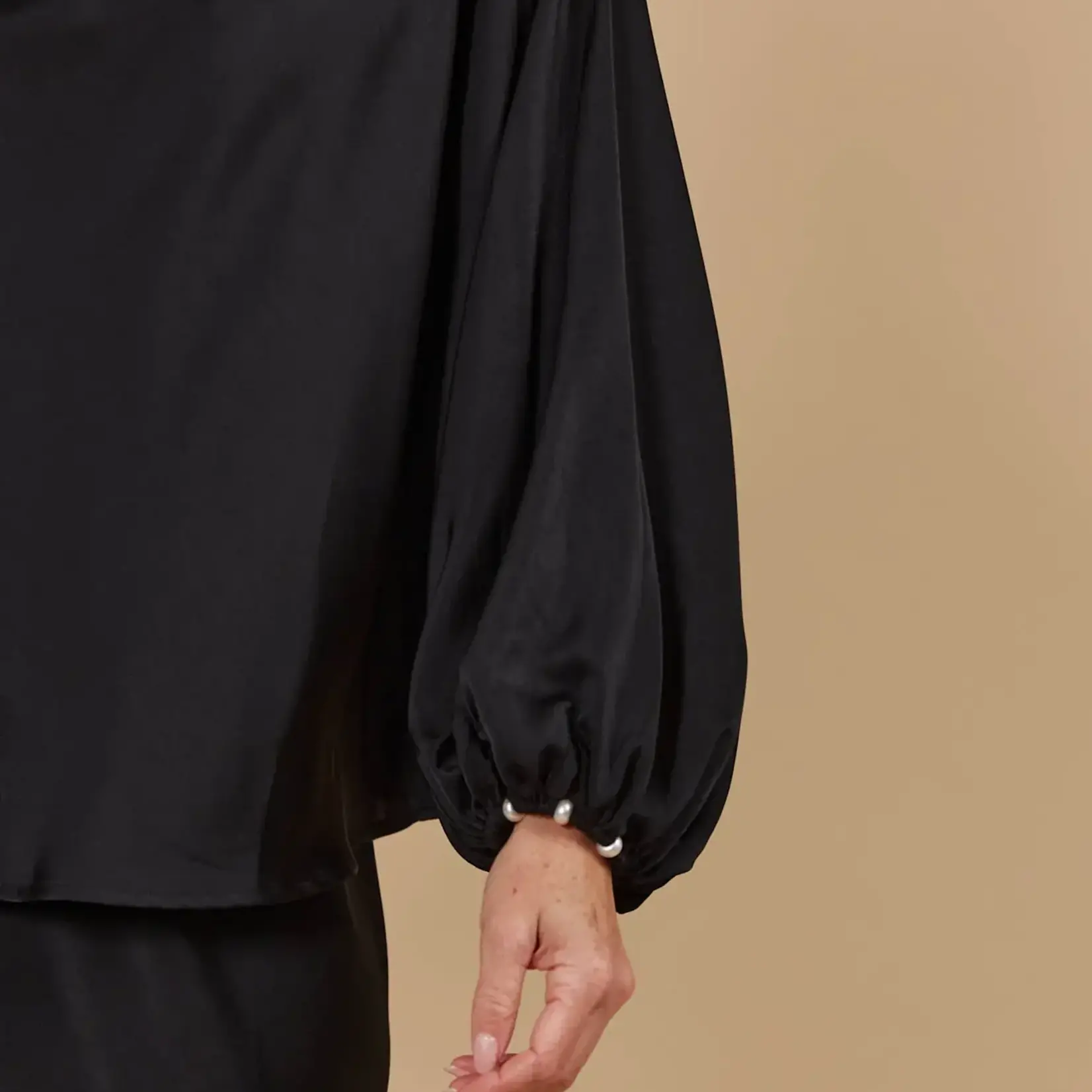 Isle of Mine Maia Cowl Top - Onyx