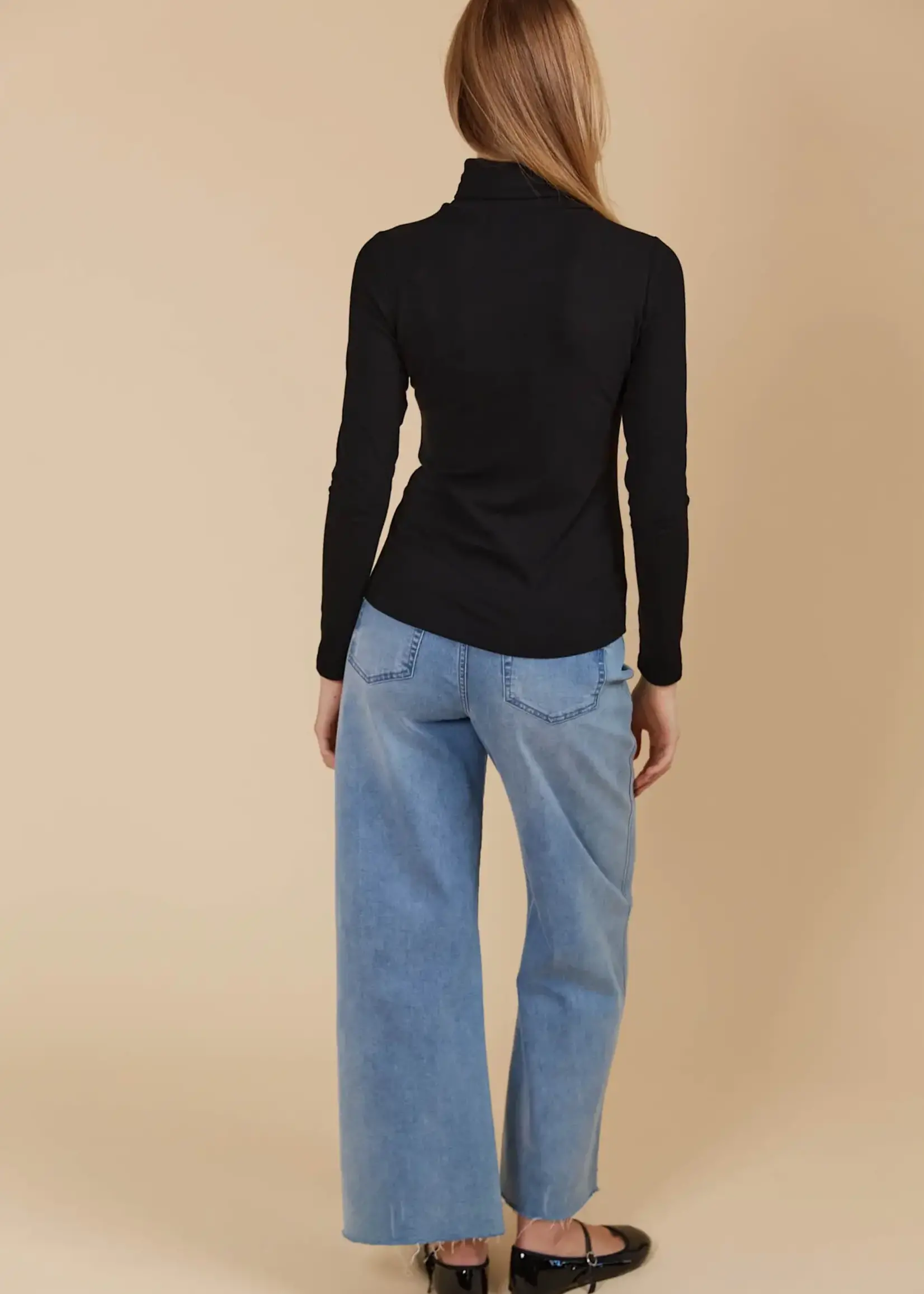 Isle of Mine Naria Roll Neck Top - Onyx