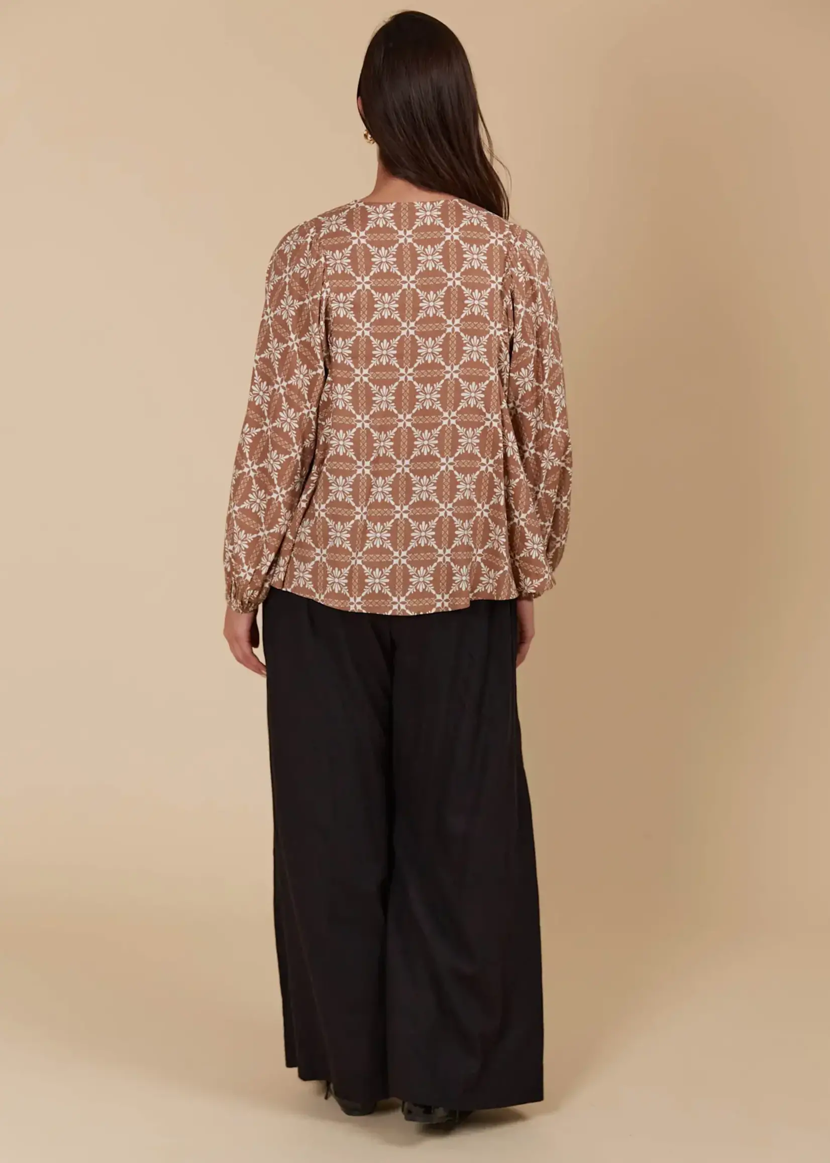 Isle of Mine Venus Blouse - Deity