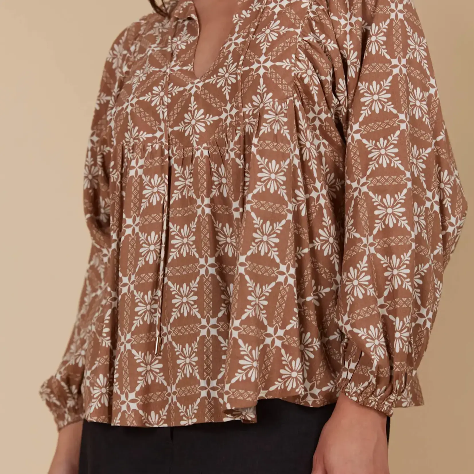 Isle of Mine Venus Blouse - Deity