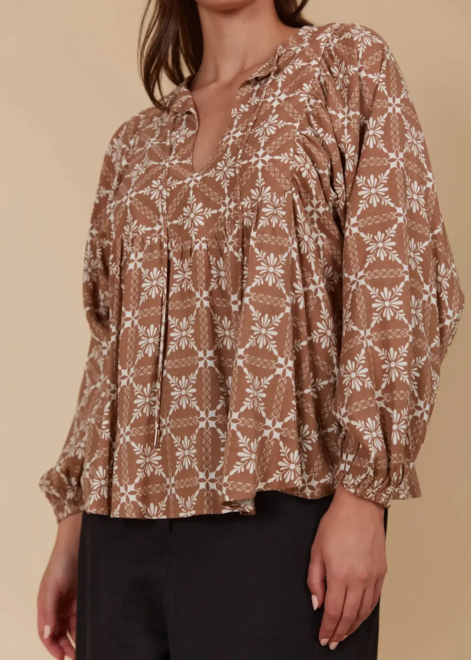 Isle of Mine Venus Blouse - Deity